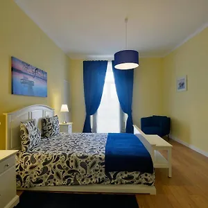 https://feels-like-home-bairro-alto-chiado-spacious-flat.hotels-lisbon-portugal.com
